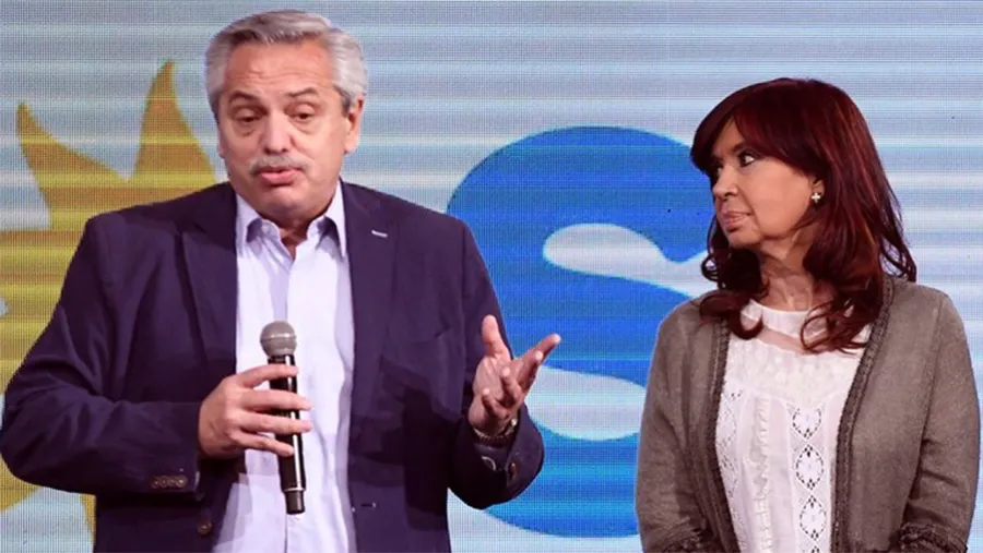 Alberto Fernández y Cristina Kirchner. Alberto Fernández y Cristina Kirchner.