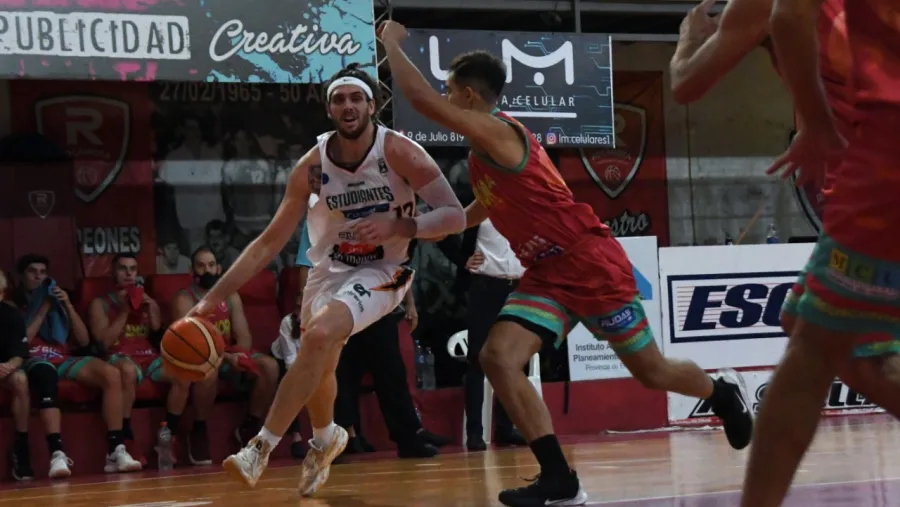 Básquet: Estudiantes de Concordia superó con autoridad a Rocamora