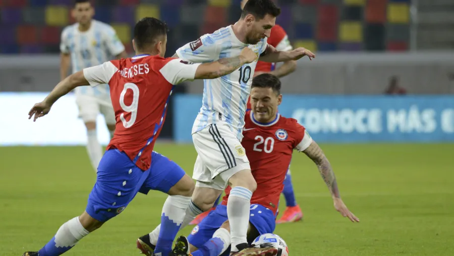 Argentina empató con Chile en el regreso de las Eliminatorias rumbo a Qatar Argentina empató con Chile en el regreso de las Eliminatorias rumbo a Qatar