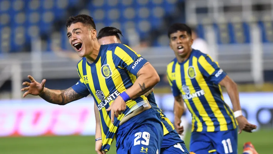 Sobre el final, Rosario Central amargó a San Lorenzo en el Gigante de Arroyito