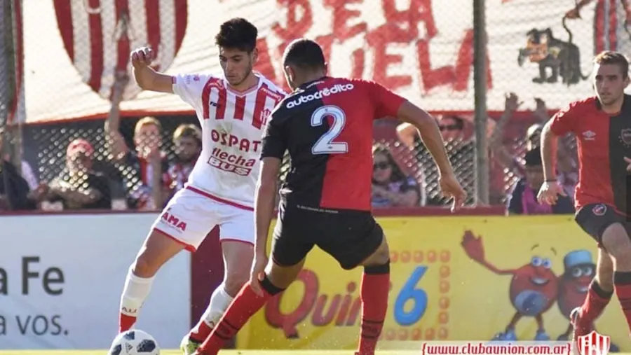 Gastón Comas El paranaense Gastón Comas sufrió una seria lesión y el lunes será operado