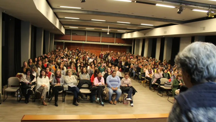 El encuentro se desarrolló en el salón auditorio de la Universidad Católica Argentina de Paraná.