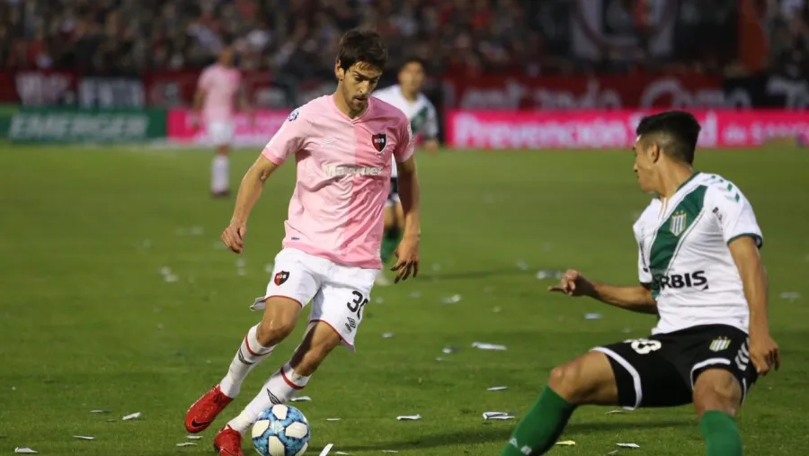Superliga: Newell’s y Banfield abrieron la novena fecha sin romper el cero Superliga: Newell’s y Banfield abrieron la novena fecha sin romper el cero