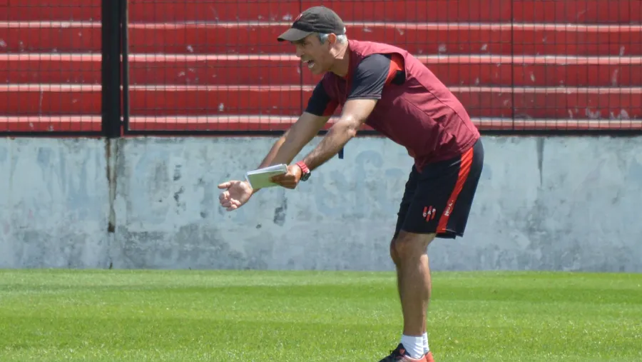 De León definió la lista de convocados de Patronato para visitar a San Lorenzo