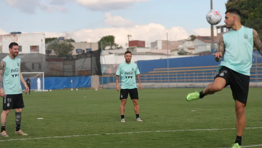 Selección entrena
