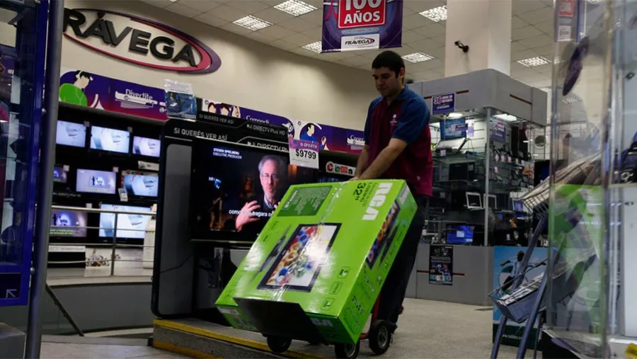 Por disposición del Banco Central, las grandes cadenas de electrodomésticos abrirán para cobrar cuotas de créditos personales.