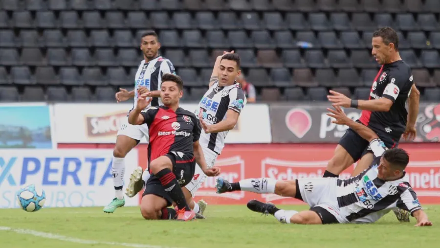 Newell’s venció a Central Córdoba y lidera con puntaje ideal en la Fase Complementación
