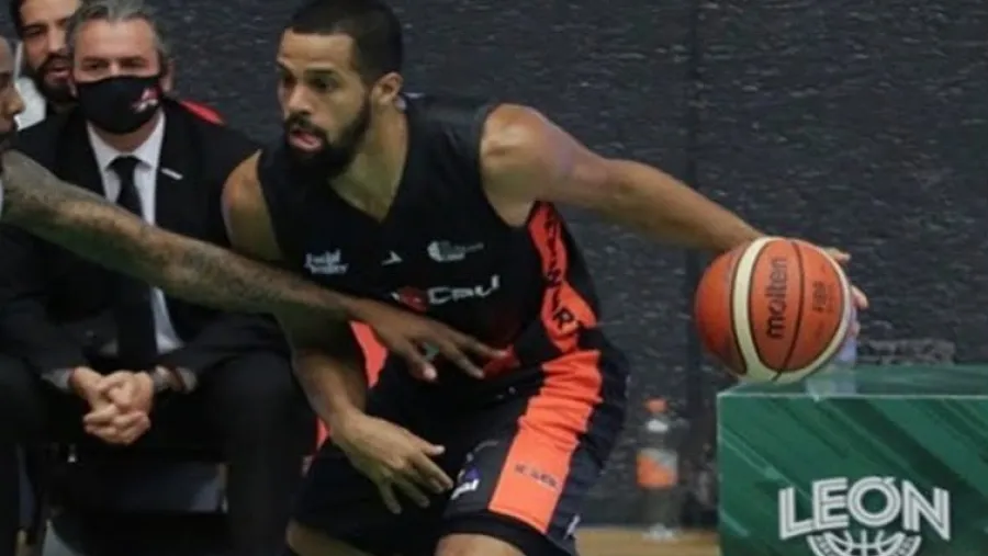Erik Thomas Básquet: Erik Thomas figura entre los canditados a Jugador Más Valioso en México