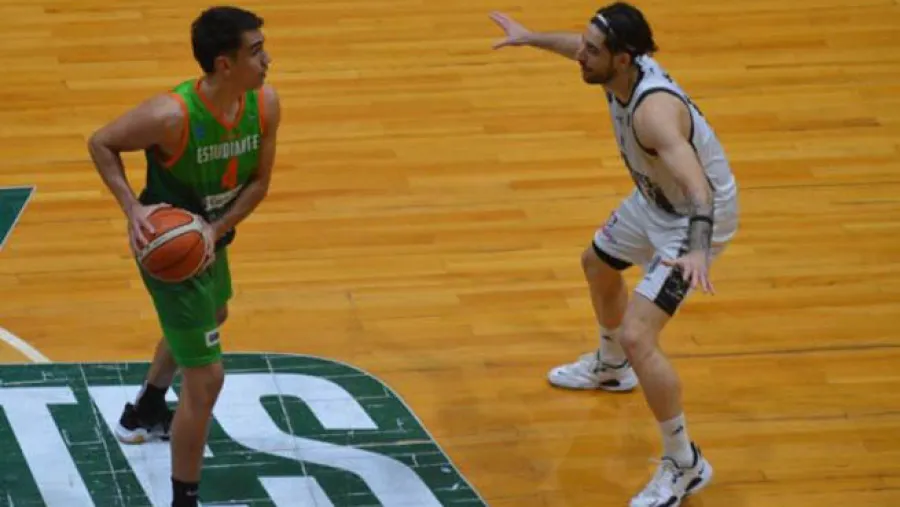 Básquet: Estudiantes de Concordia confirmó la continuidad de Martín Confalonieri