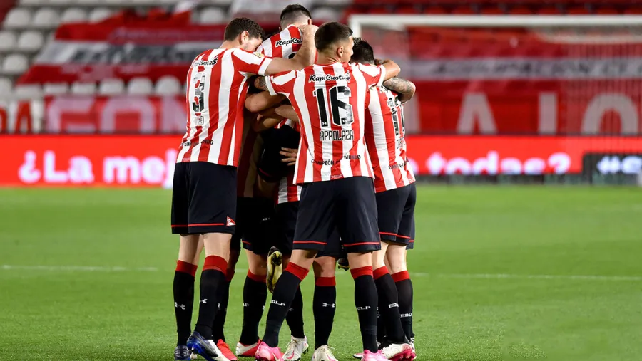 Estudiantes aprovechó el momento de San Lorenzo y también se subió a la punta Estudiantes aprovechó el momento de San Lorenzo y también se subió a la punta