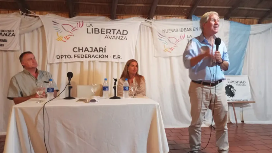 En Chajarí, Sebastián Etchevehere (LLA) enfatizó la necesidad de recuperar el tendido ferroviario.