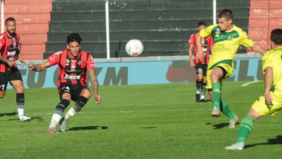 Viernes Santo: Patronato le ganó a Aldosivi y consiguió su primera victoria en el torneo