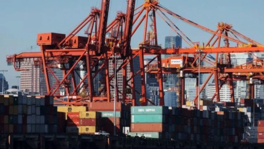 Importación y exportación.