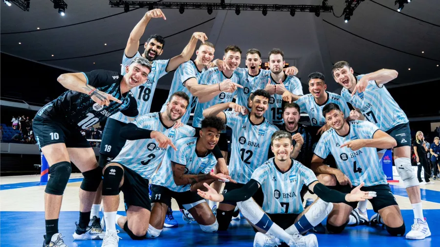 El paranaense Luciano Vicentín y sus compañeros enfrentarán a Italia por la VNL