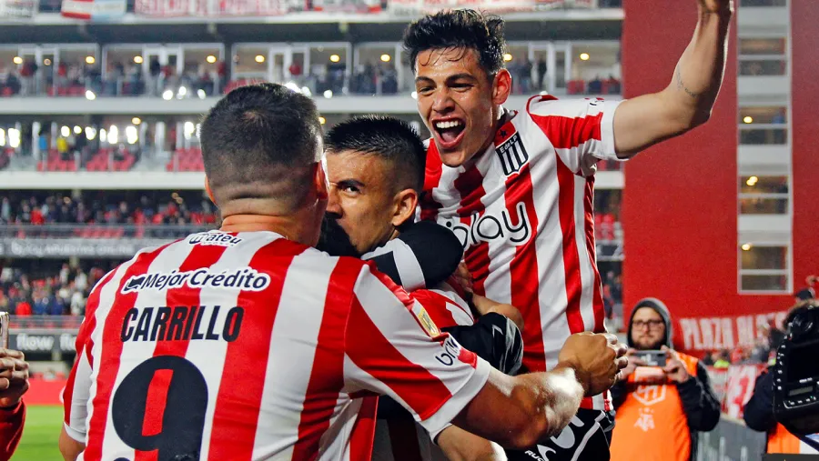 En La Plata, Estudiantes recuperó la sonrisa en el inicio de la décima fecha