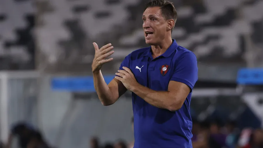 Tras la negativa del “Tata” Martino, Boca tentó al ex DT de Patronato, Facundo Sava