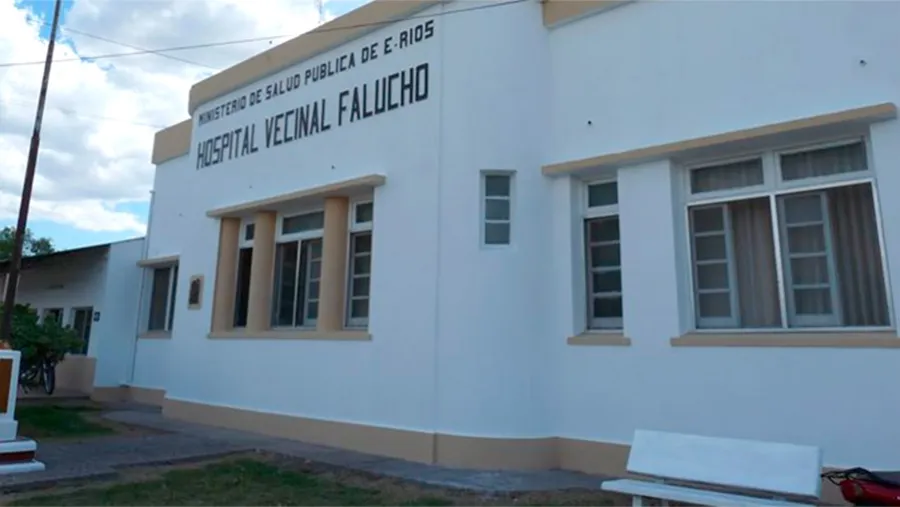 Desde el hospital Falucho de Maciá se confirmó el primer caso de coronavirus para el Departamento Tala. Desde el hospital Falucho de Maciá se confirmó el primer caso de coronavirus para el Departamento Tala.