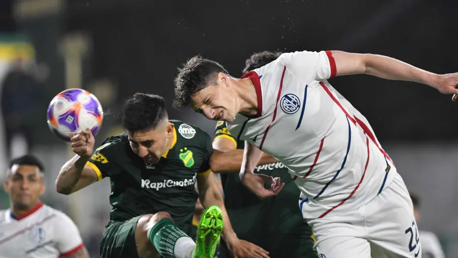 En Florencio Varela, Defensa y Justicia y San Lorenzo no abrieron el marcador