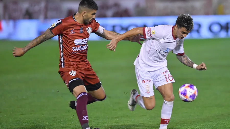 Huracán le ganó a Central Córdoba, le dio una mano a Patronato y quedó como escolta