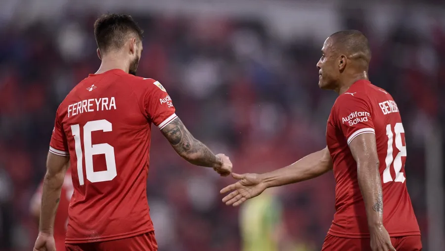 Con una goleada, Independiente logró aire y le dio otro golpe a Aldosivi en Avellaneda Con una goleada, Independiente logró aire y le dio otro golpe a Aldosivi en Avellaneda
