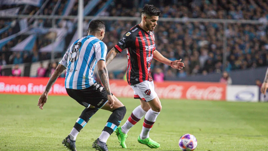 Patronato dio pelea, pero la jerarquía de Racing lo dejó sin nada en Avellaneda Patronato dio pelea, pero la jerarquía de Racing lo dejó sin nada en Avellaneda