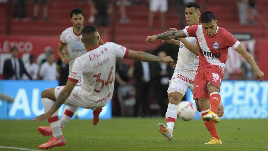 Huracán y Argentinos repartieron puntos en Parque Patricios