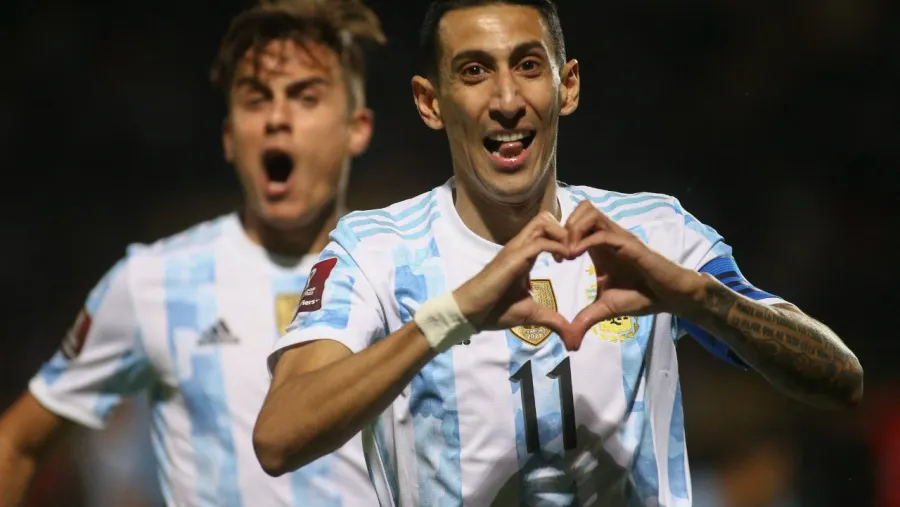 Argentina venció a Uruguay en el clásico rioplatense y se acercó al próximo Mundial