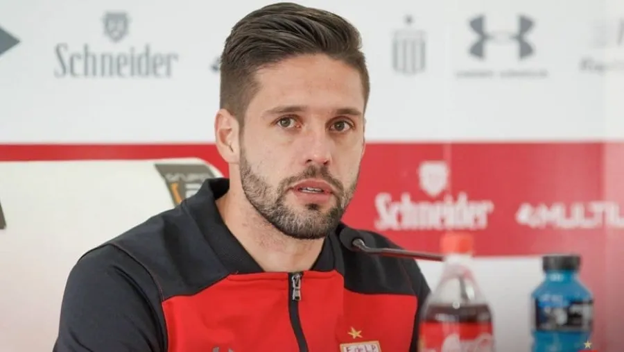 Tres titulares con molestias preocupan a Gabriel Milito para recibir a Patronato Tres titulares con molestias preocupan a Gabriel Milito para recibir a Patronato