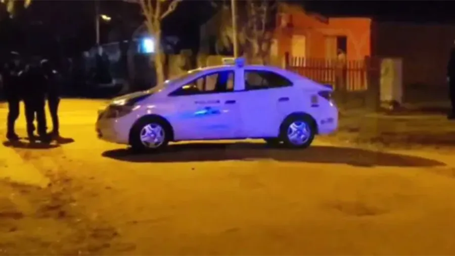 En la madrugada de hoy se registró el homicidio de un joven de 19 años. Hay cinco personas detenidas.