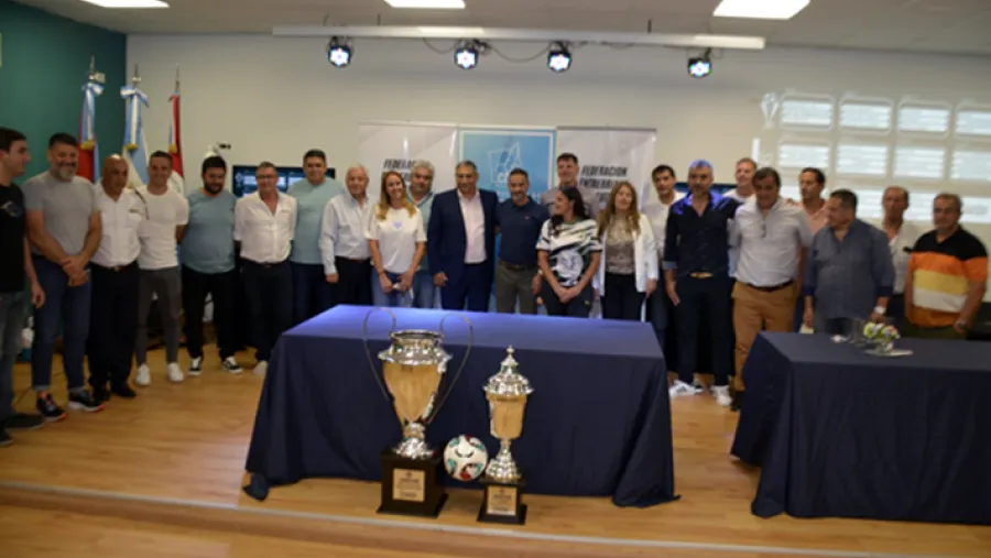 Fútbol: presentaron la Copa Entre Ríos en Concepción del Uruguay