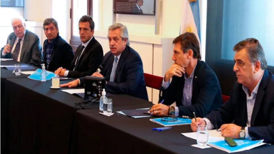 Fernández con líderes de la oposición Fernández con líderes de la oposición