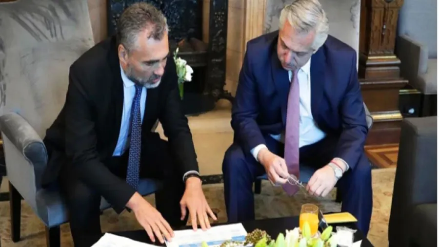 Fernández con Vanoli