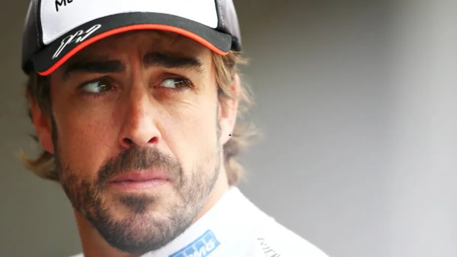 Fernando Alonso Luego de tres años, Fernando Alonso regresará a la Fórmula 1