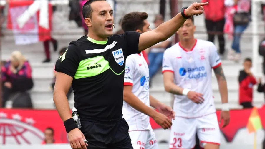 Fernando Espinoza dirigirá el partido de Patronato en Sarandí