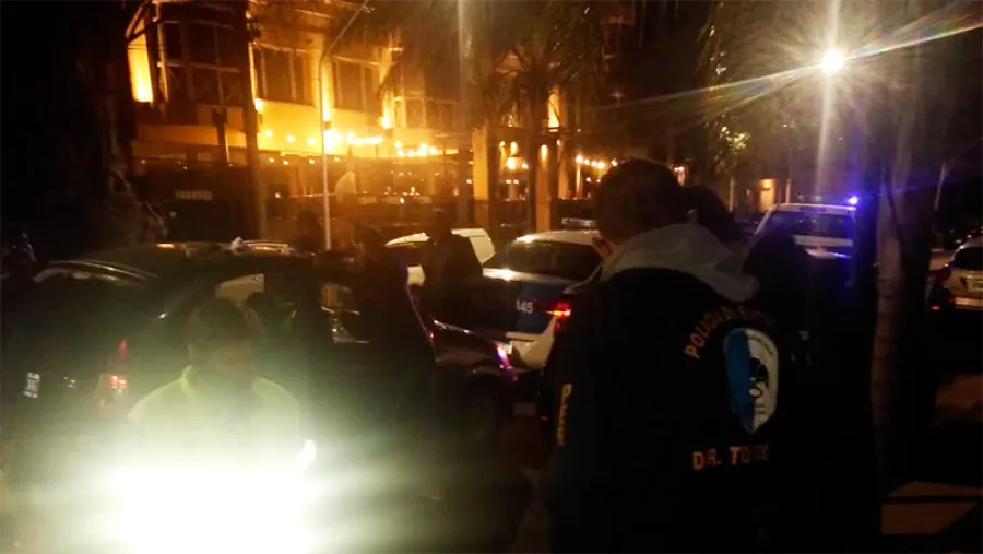 fiesta clandestina Colón