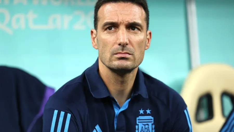 “Es un momento para festejar: Argentina está en el pedestal del fútbol”, destacó Scaloni