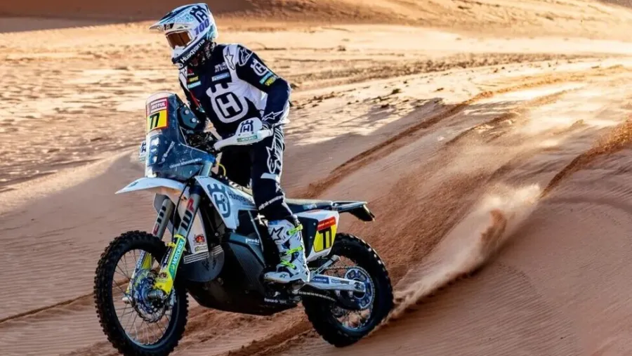 El argentino Luciano Benavides volvió a ganar una etapa en el Rally Dakar