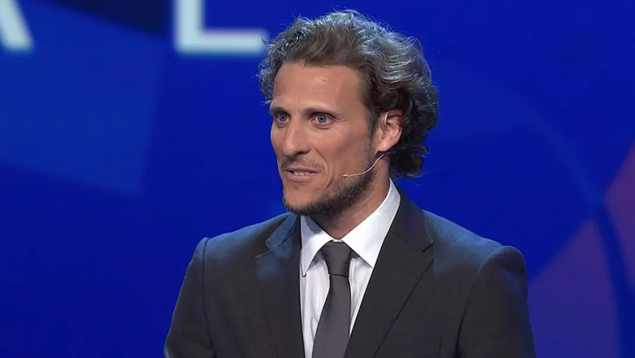 Diego Forlán: “Me parece bárbaro que hayan designado a Burruchaga como secretario técnico”