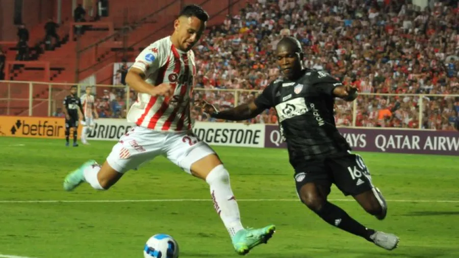 Unión igualó en Santa Fe con Junior de Barranquilla en su estreno por la Copa Sudamericana Unión igualó en Santa Fe con Junior de Barranquilla en su estreno por la Copa Sudamericana