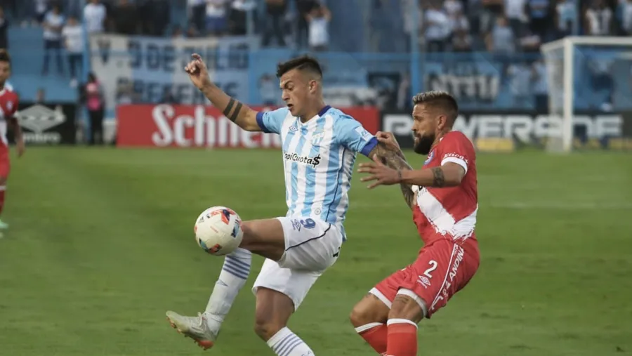 Argentinos festejó en Tucumán y también sueña con los cuartos de final