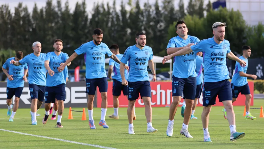 Fútbol: Argentina realizará un entrenamiento informal con jugadores de River