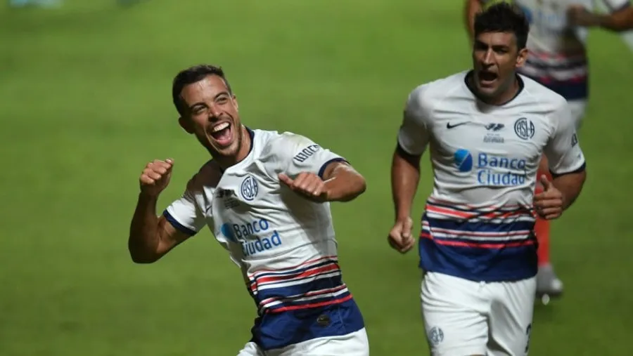 Fútbol: San Lorenzo venció a Rosario Central en un final caliente Fútbol: San Lorenzo venció a Rosario Central en un final caliente