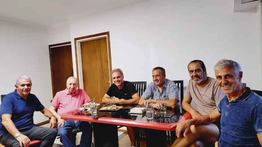“Lo mejor fue verlo bien”, expresó el entrerriano Burruchaga tras visitar a Bilardo