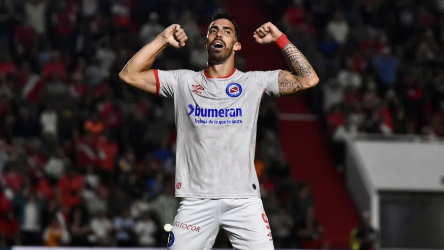 Con un inspirado Gabriel Ávalos, Argentinos Juniors goleó a Unión en La Paternal