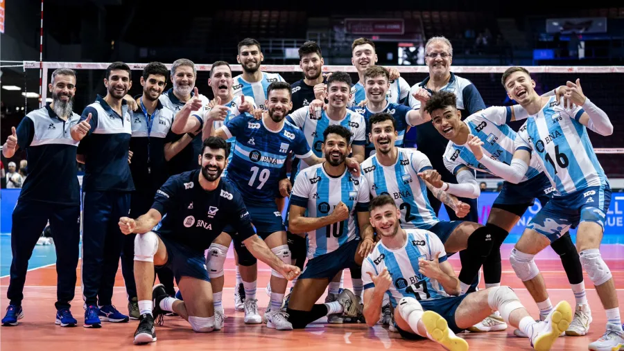 Argentina se recuperó ante Alemania y el debut del paranaense Vicentín se hace desear Argentina se recuperó ante Alemania y el debut del paranaense Vicentín se hace desear