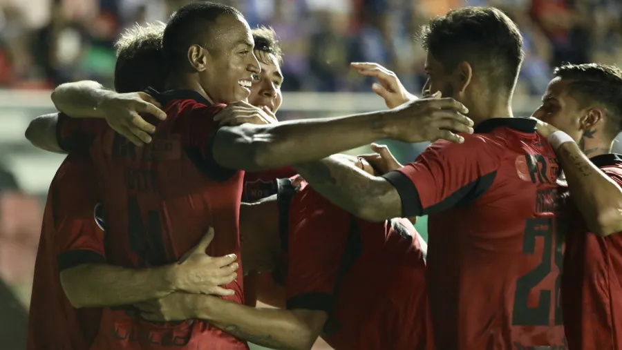 Copa Sudamericana: Newell’s ganó en Bolivia y Tigre empató de local