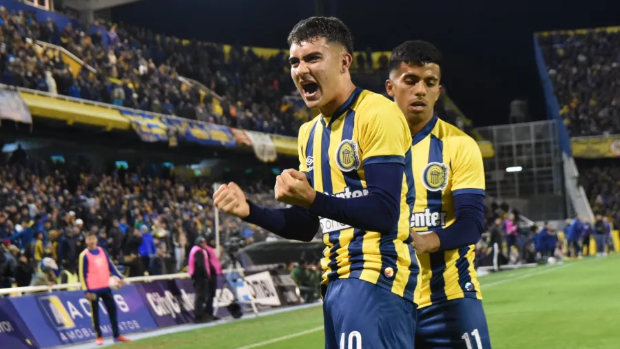 Rosario Central le ganó a Sarmiento y festejó por primera vez con Carlos Tevez como DT
