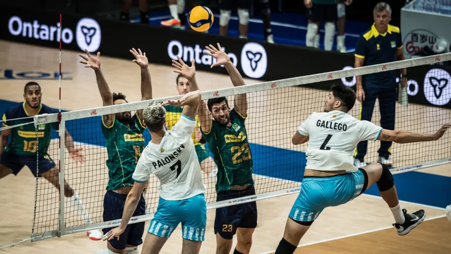 Con el paranaense Luciano Vicentín, Argentina sufrió una ajustada derrota ante Brasil