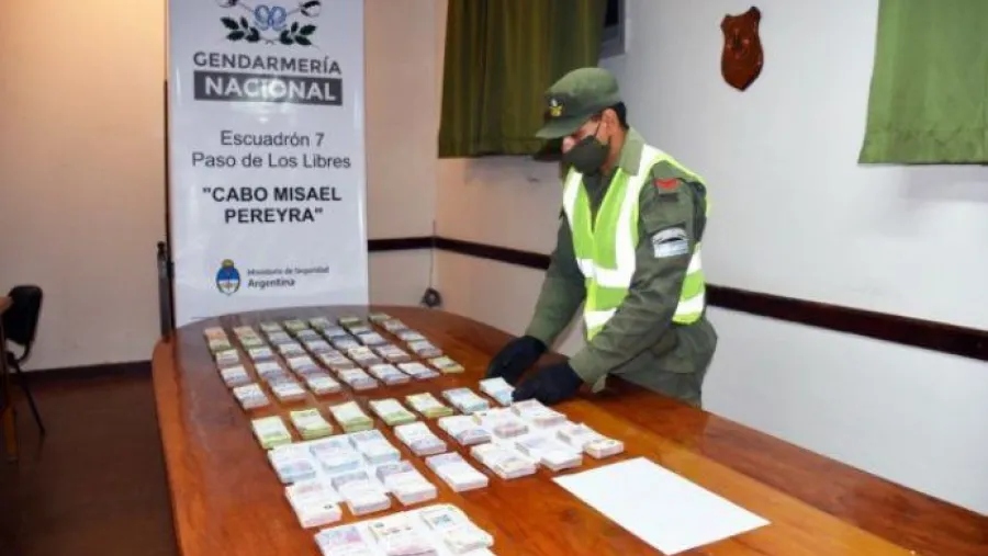 Incautaron algo más de $1.200.000 de dos camiones que viajaban hacia Paraná