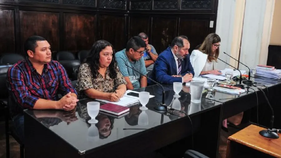 Gendarmes y defensores